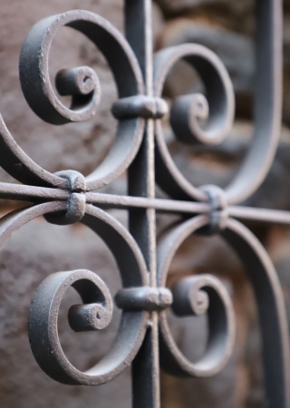 Antike Haust&uuml;ren 20er Jahre Fichte