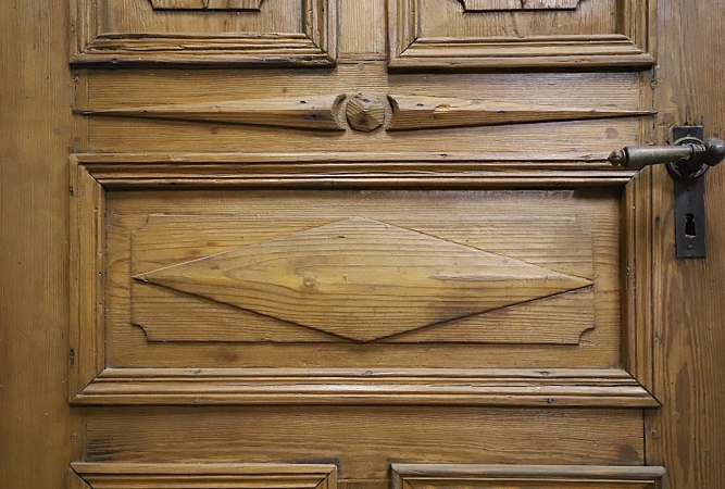 Antike Haust&uuml;ren Biedermeier Fichte