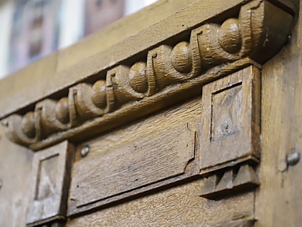 Antike Haust&uuml;ren Empire Eiche