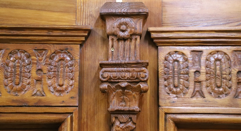 Antike Haust&uuml;ren Gr&uuml;nderzeit L&auml;rche