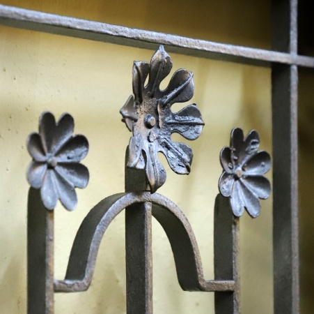 Antike Haust&uuml;ren Gr&uuml;nderzeit L&auml;rche