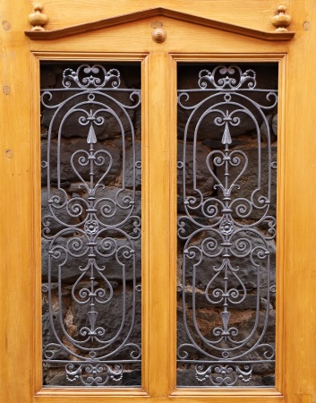 Antike Haust&uuml;ren Gr&uuml;nderzeit Fichte 