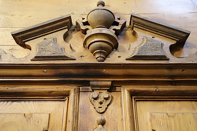 Antike Haust&uuml;ren Gr&uuml;nderzeit Fichte