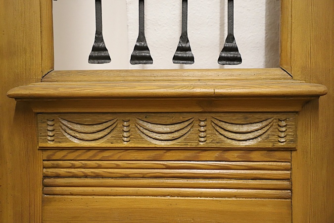 Antike Haust&uuml;ren Jugendstil Kiefer/Eiche