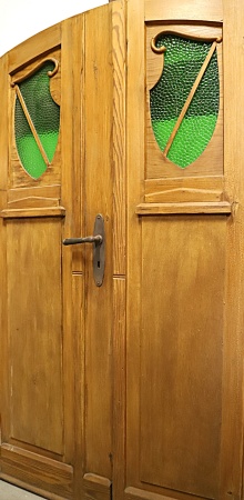 Antike Haust&uuml;ren Jugendstil Kiefer