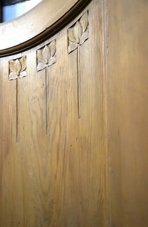 Antike Haust&uuml;ren Jugendstil Fichte