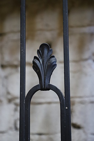 Antike Haust&uuml;ren Jugendstil Fichte
