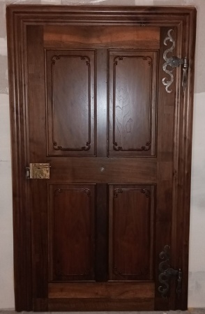 Einbaubeispiele Barock Nussbaum