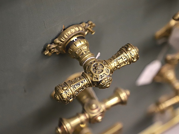 Antike Fensterbeschläge 0 