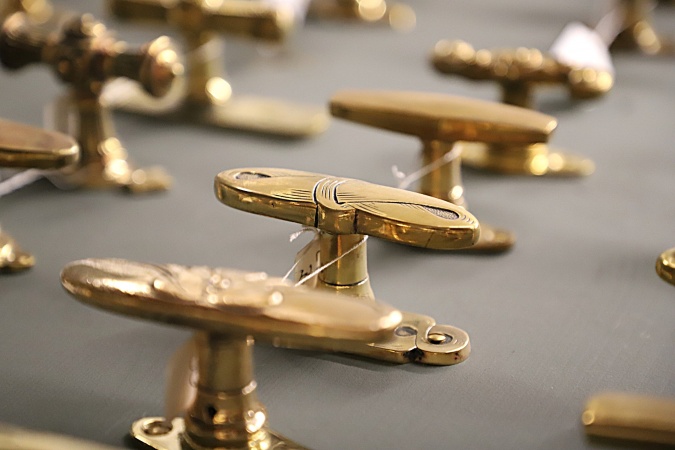 Antike Fensterbeschläge 0 