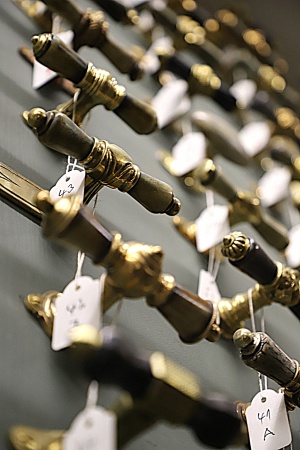 Antike Fensterbeschläge 0 