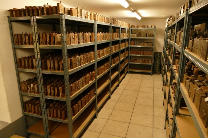 Antike Türbeschläge 0 0