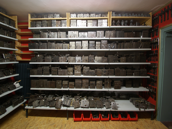 Antike Türbeschläge 0 