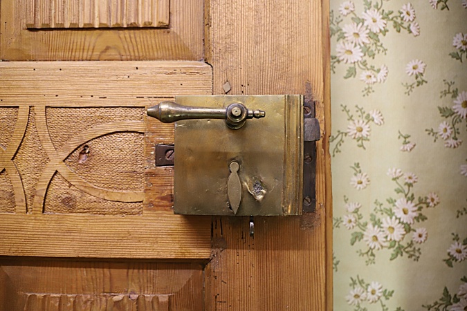 Antike Türbeschläge 0 