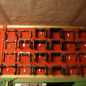 Antike Türbeschläge 0 