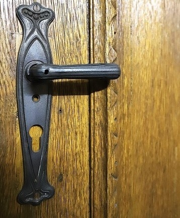 Antike Türbeschläge 0 Schmiedeeisen, Eisen, Blech