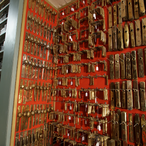 Antike Türbeschläge 0 