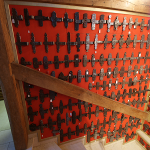 Antike Türbeschläge 0 Eisen, Schmiedeeisen