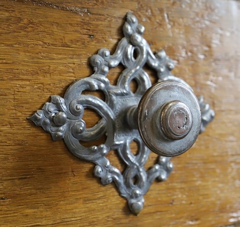 Knaufe 0 Messing, Weissbronze, Eisen, Schmiedeeisen, Gusseisen