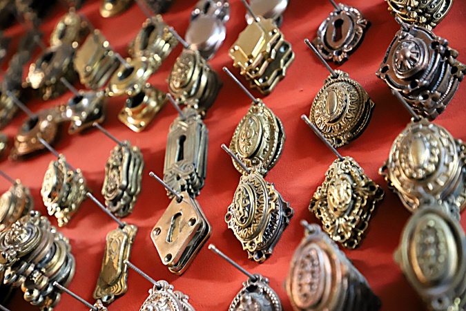 Antike Türbeschläge 0 Eisen, Schmiedeeisen, Gusseisen, Blech