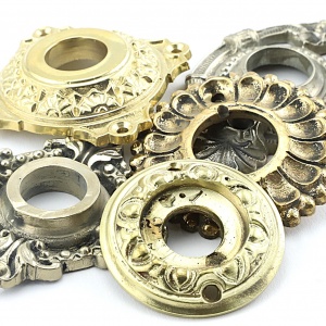 Antike Türbeschläge 0 