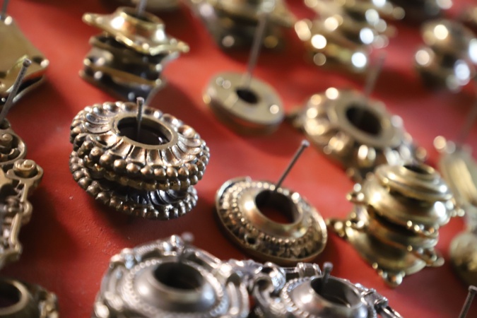 Antike Türbeschläge 0 Messing, Messing vernickelt