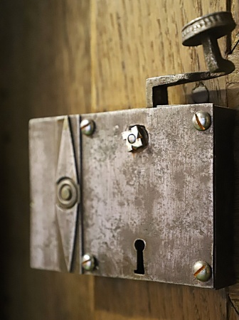 Antike Türbeschläge 0 Eisen, Schmiedeeisen