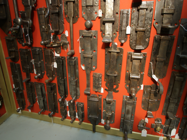 Antike Türbeschläge 0 Eisen, Schmiedeeisen