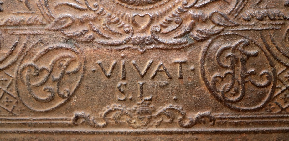 Antike Kaminplatte Renaissance Gusseisen