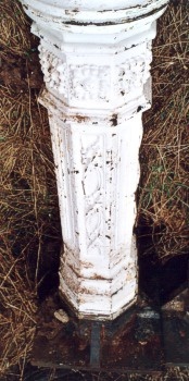 Antike Z&auml;une & S&auml;ulen 0 