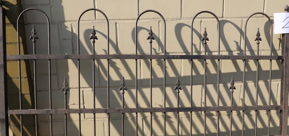 Antike Z&auml;une & S&auml;ulen 0 