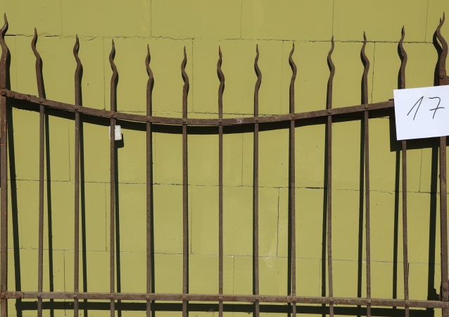 Antike Z&auml;une & S&auml;ulen 0 