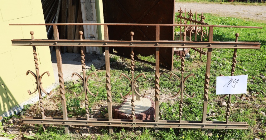 Antike Z&auml;une & S&auml;ulen 0 