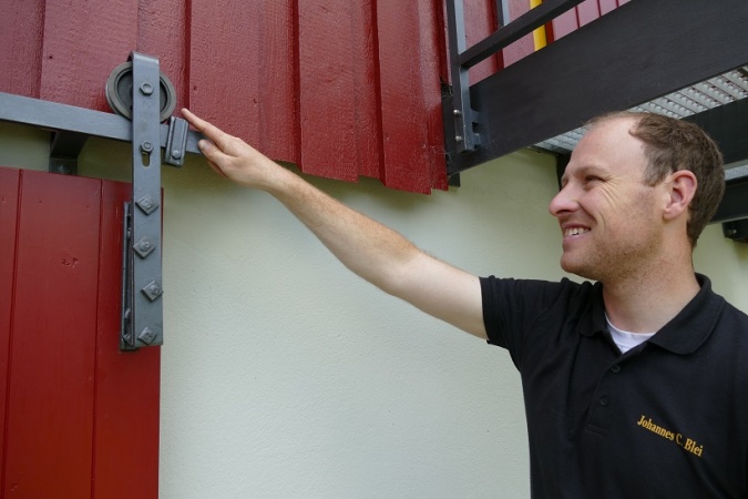 Damit rollt's – Historische Schiebetürrollen