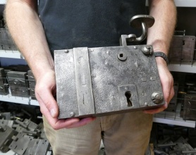 DAS ist ein Kastenschloss!