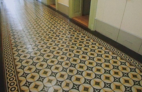 Historische Fliesenvarianten