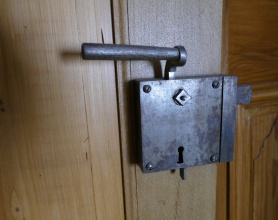 Jedes Teil ein Unikat – 1890er Kastenschloss